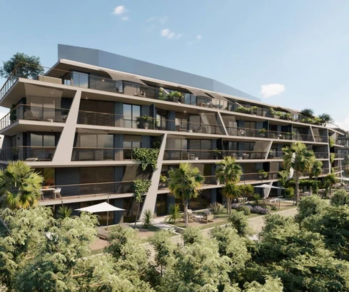 Byt v Pule na predaj s priestrannou terasou v Chorvátsku