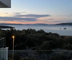 Villa de haute qualité avec piscine à débordement au cœur de la Dalmatie