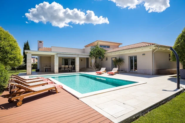 Istrien, Banjole: Luxusvilla nahe der marina
