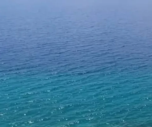 Omiš, Rogoznica - építési telek 1249 m2, tenger közelében