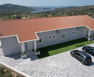 Luxury villa on 2 hectares of land with panoramic sea view