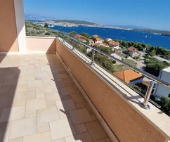 Seget D., attico con 2 camere da letto, 106 m2, vista mare panoramica