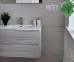 Kamenný dům přímo u moře na prodej v Kaštele v Chorvatsku