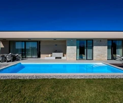 Istrien, Poreč: Moderne villa mit pool und privatsphäre