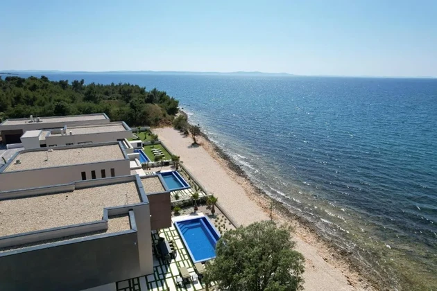 Hermosa villa moderna con toque de lujo