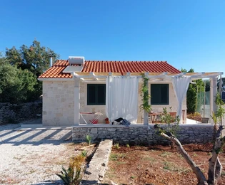 Island Brač, Škrip, house with land