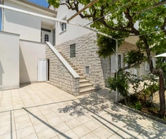 Dom v centre mesta Krk na predaj s veľkým potenciálom v Chorvátsku