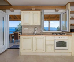 Villa con piscina en venta en Bol, Croacia