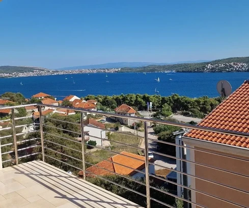 Seget D., 2 hálószobás penthouse, 106 m2, panorámás tengeri kilátás