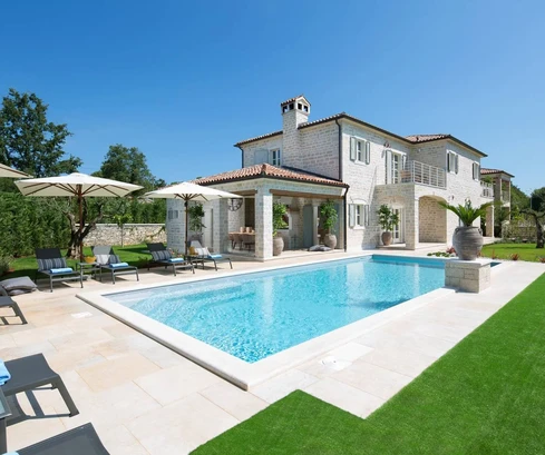 Villa de lujo con piscina en venta en Kanfanar, Croacia