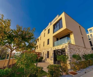 Istrien, Savudrija: Elegante Wohnung in Luxusresort