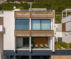 Villa de luxe avec vue panoramique à vendre à Omiš en Croatie