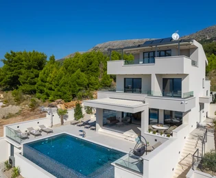 Dům Podstrana, 370 m²