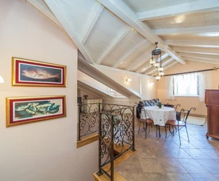 Zabytkowy pałac w Starym Mieście Dubrownika z restauracją
