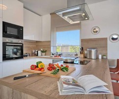 Villa with pool for sale in Vodice