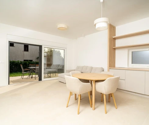 Zadar, Kozino, modern two-room apartment with garden in an excellent location