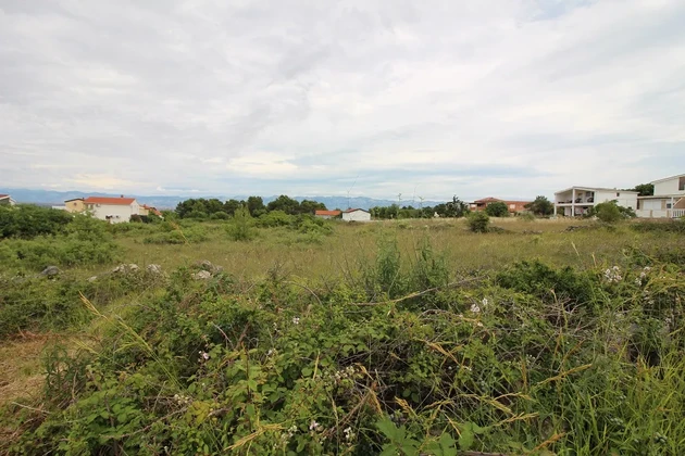 Stavebný pozemok 750 m², potrebná príprava UPU plánu