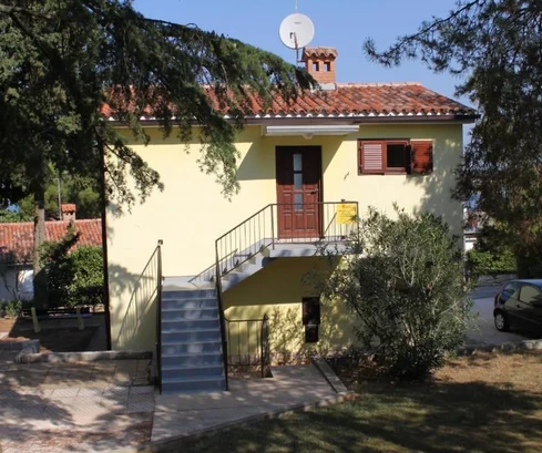 Novigrad, Istrie – Appartement au premier étage près de la mer