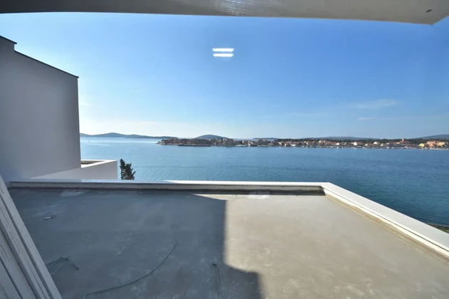Zu verkaufen, Wohnung, 3-Zimmer, Gespanschaft Šibenik-Knin, Šibenik, Brodarica