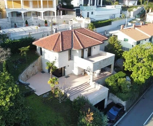 Villa moderna con vista panoramica in vendita in Croazia