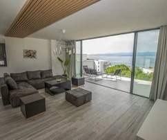 ATTICO ESCLUSIVO CON VISTA PANORAMICA SUL MARE, IN POSIZIONE ATTRAENTE!