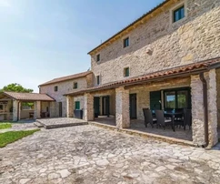 Bellissima villa rustica con piscina, Istria Barban