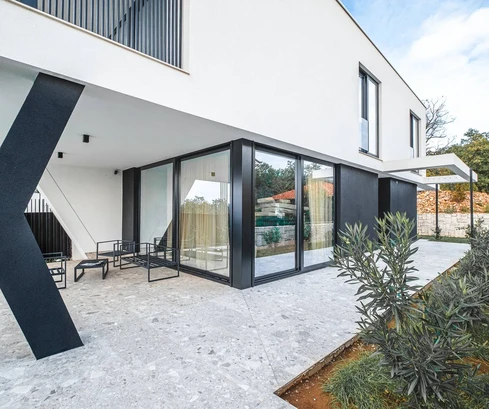 Casa adosada de lujo en venta en el paseo marítimo de Kostrena, Croacia