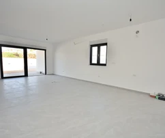 Vodice S1 Wohnung mit Garten, 172,73 m² in ruhiger Lage