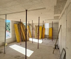Primošten, moderni stan u prizemlju s vrtom blizu mora
