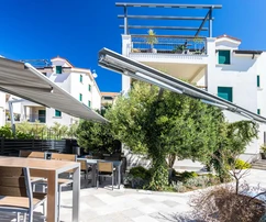 Wohnung im Erdgeschoss auf Hvar nahe dem Zentrum zu verkaufen in Kroatien