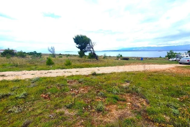 Građevinsko zemljište 70 metara do mora