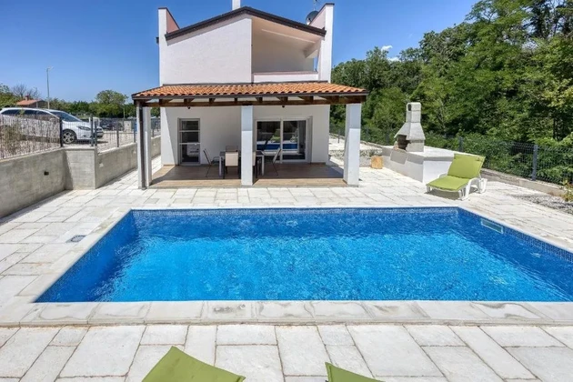 House Tinjan, 84m2