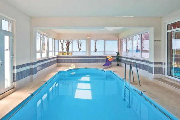 Spacious home with apartments and a swimming pool for sale in Croatia