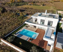 Privlaka - Zadar, a 700 metros del mar, villa de lujo con piscina, vista al mar