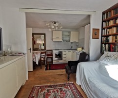 Šarmantný kamenný dom na Brači len pár krokov od pláže a všetkej občianskej vybavenosti