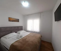 Freistehendes Haus mit Pool in Kaštela zu verkaufen in Kroatien