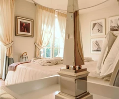 Kamenná vila s bazénem na prodej v Taru-Vabrize v Chorvatsku