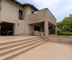 Moderná vila s panoramatickým výhľadom na predaj v Chorvátsku