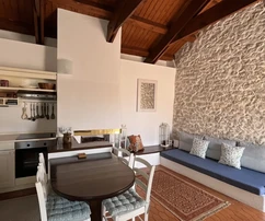 Casa de piedra en Diklo con garaje a 150 metros del mar