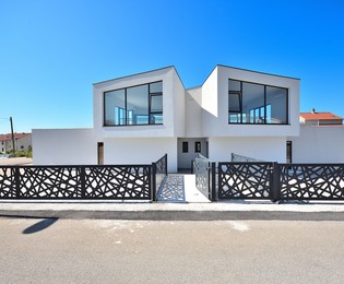 Luxusvilla mit Pool in Vodice zu verkaufen