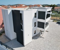 Appartement S2 au premier étage à Vodice à vendre