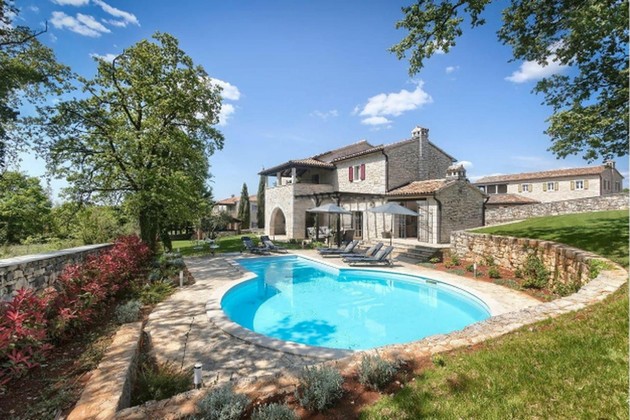 Beautiful Stone Villa with Pool and Premium Amenities – Tinjan Area