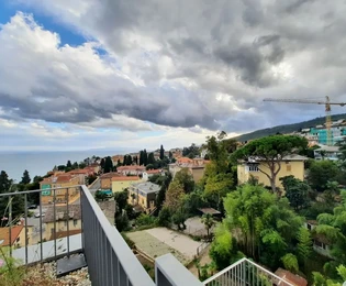 APPARTAMENTO ESCLUSIVO CON VISTA PANORAMICA SUL MARE, A 500 M DALLA SPIAGGIA!