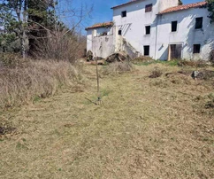 Istria, Oprtalj - Authentic Istrian stone house with extensive building land