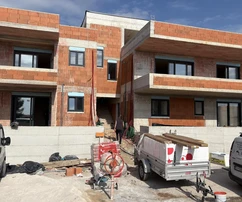 Vodice, gyönyörű lakás tetőterasszal és medencével, 143,49 m²