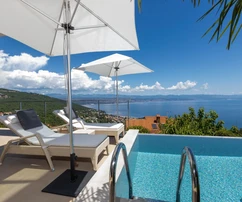 Opatija, Opric, exclusive villa of 375 m² with panoramic view, pool and sauna