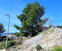 Terreno edificabile sull'isola di Ciovo a 50 metri dal mare