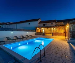 Zadar, Podgradina - Authentic Dalmatian stone house with pool, traditional tavern, and sea view