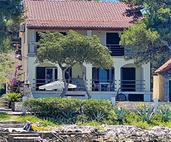 Villa sul mare di Brac: soggiorno lussuoso con vista mozzafiato