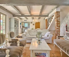 Luxusní kamenná vila s bazénem na prodej v Tinjanu v Chorvatsku